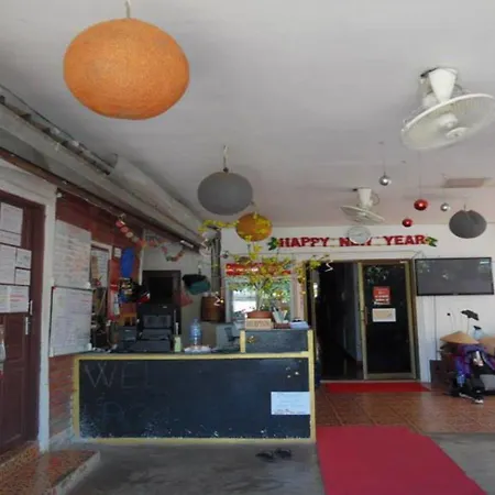 Lpq Backpackers Hostel-3